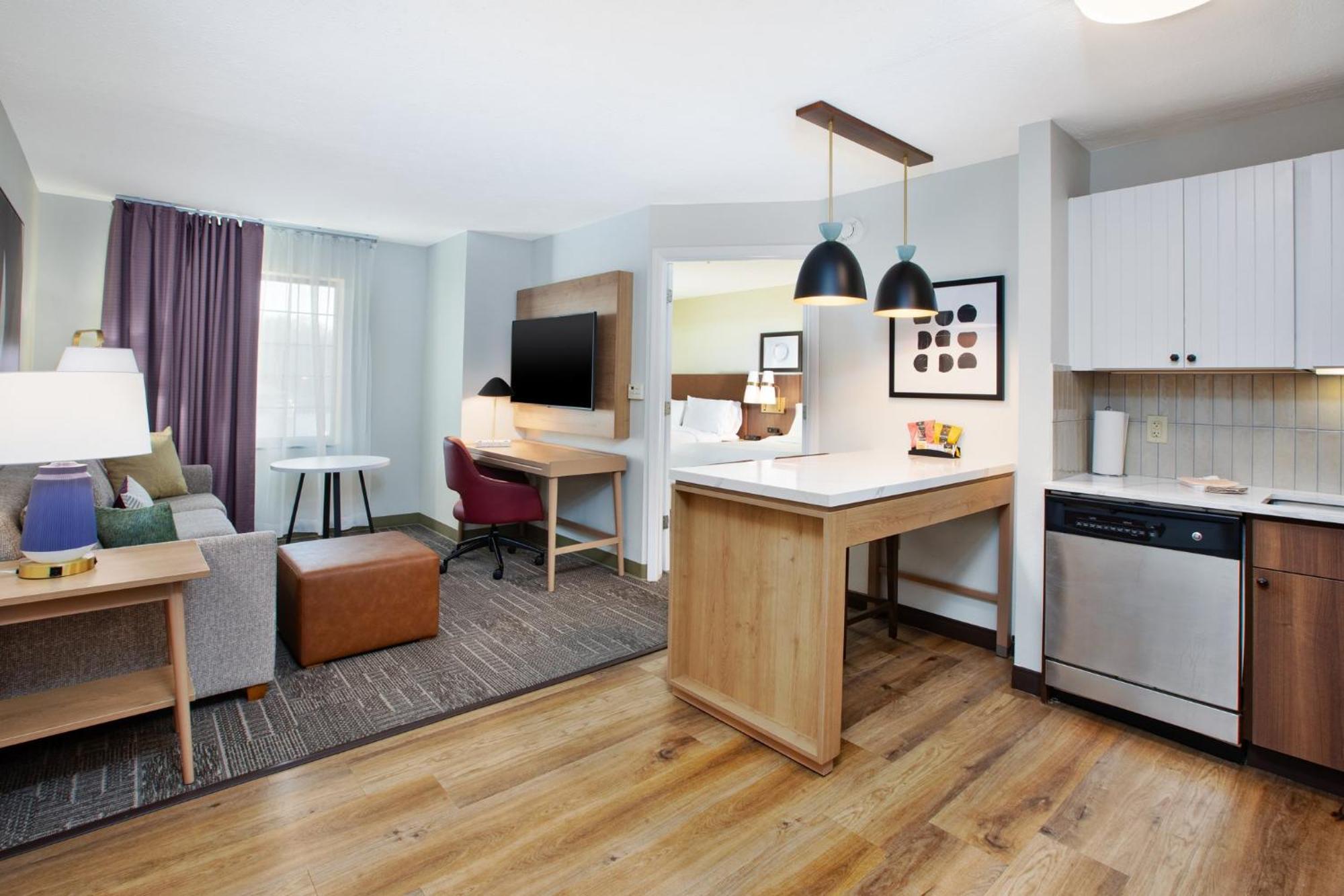 Staybridge Suites Omaha 80Th And Dodge By Ihg Exterior photo